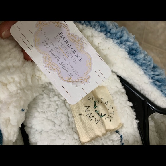 Blue Sherpa Jacket - Picture 2 of 3